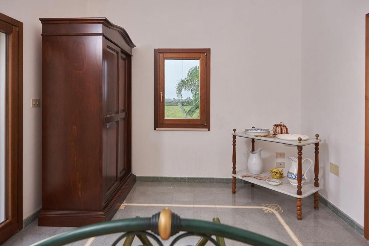 Villa Pompea dimora al primo piano Casarano Esterno foto