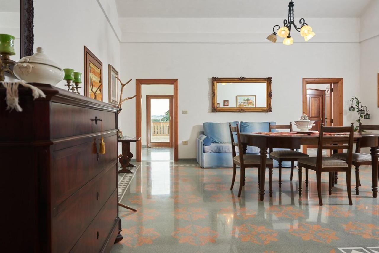 Villa Pompea dimora al primo piano Casarano Esterno foto